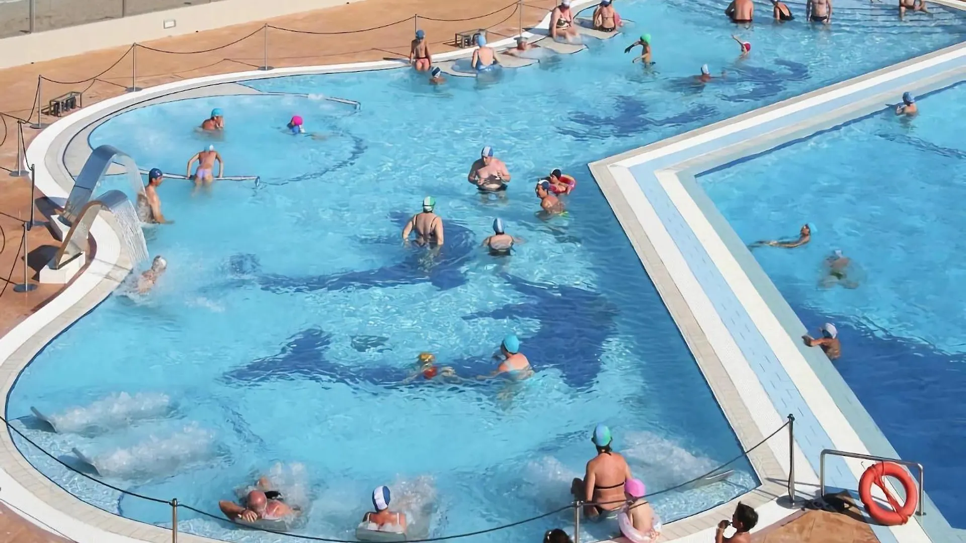 Nyaraló Resort Rosapineta Sud In Rosolina Mare