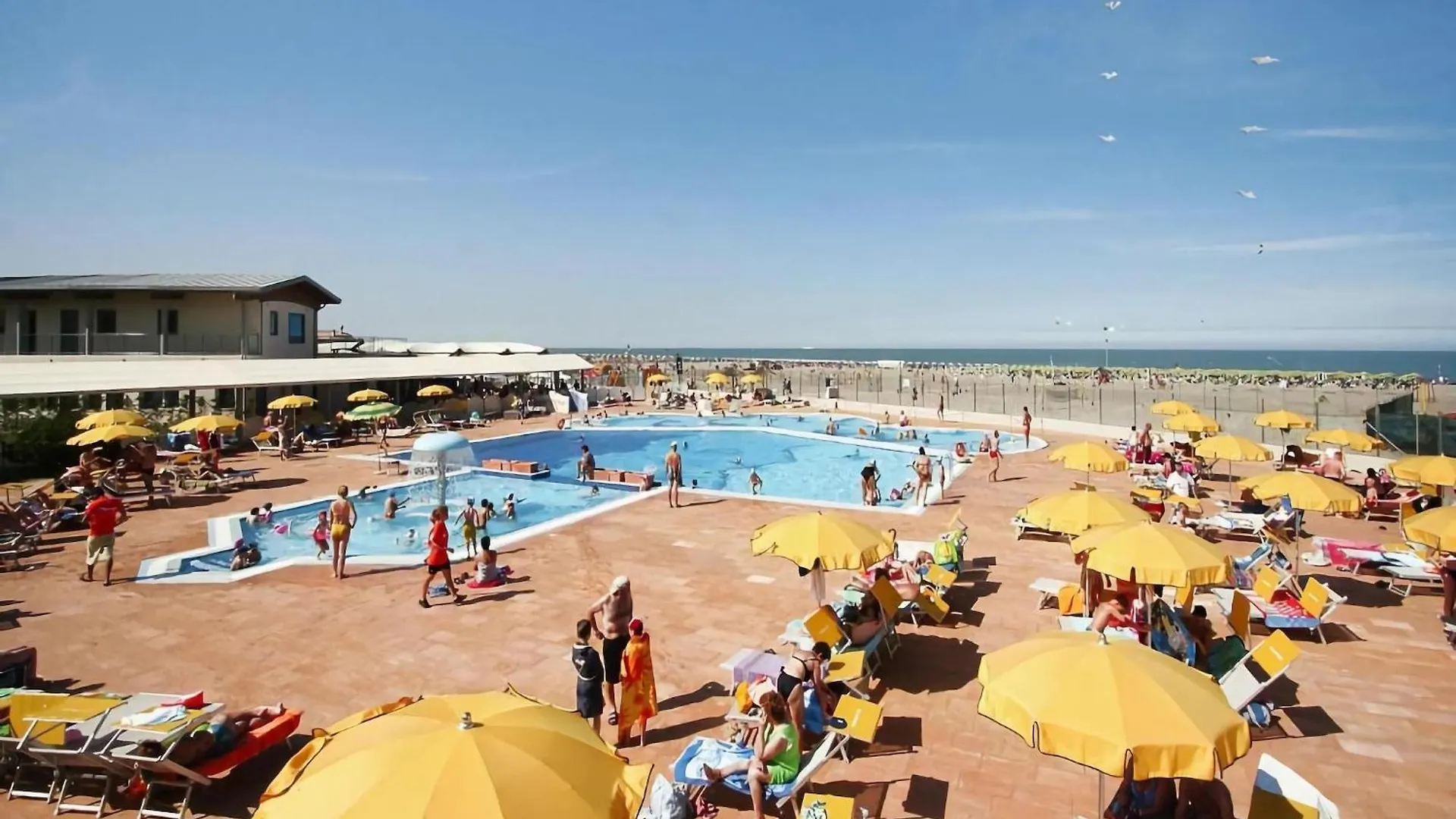 Resort Rosapineta Sud In Rosolina Mare 0*,  Olaszország