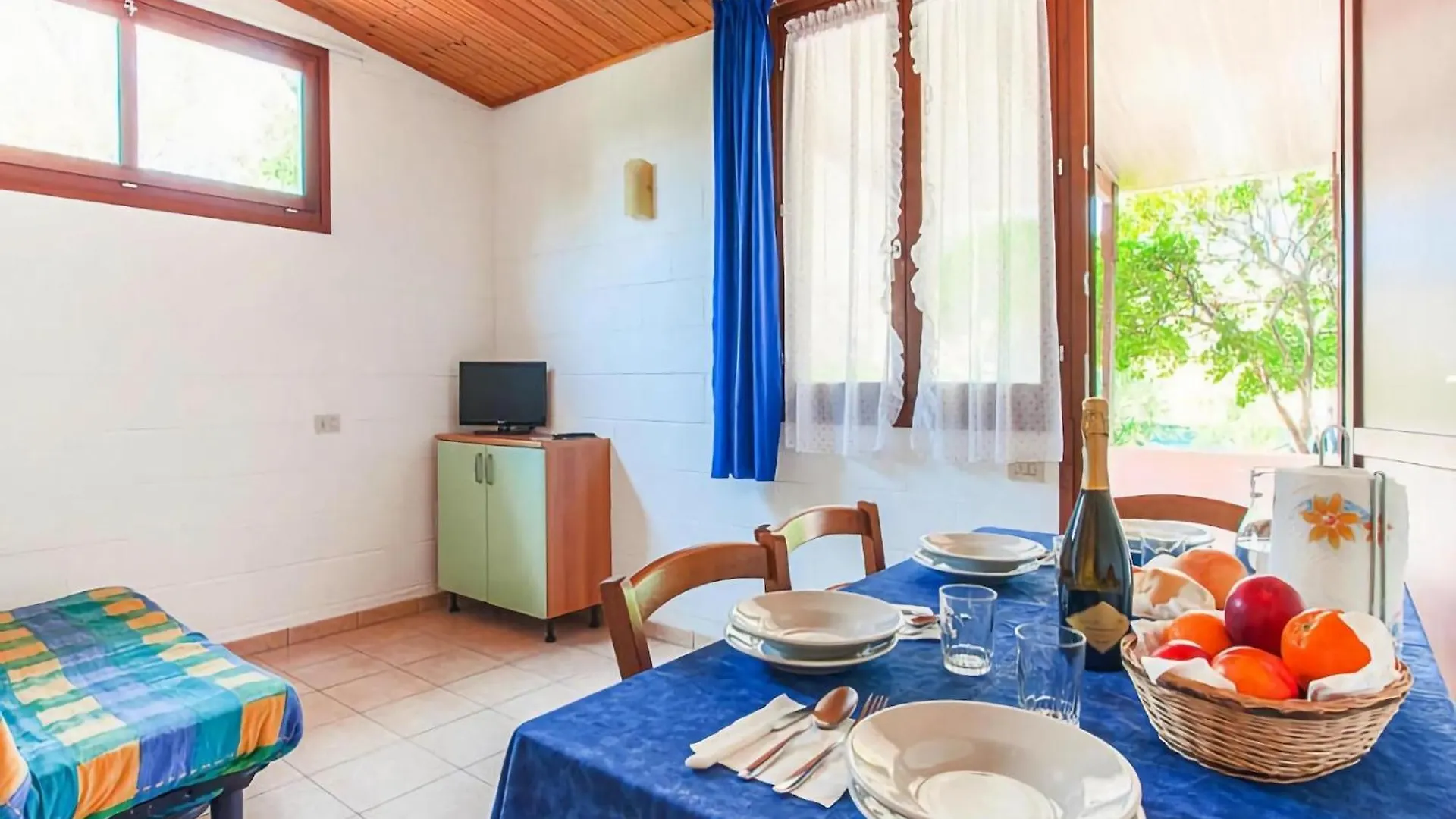 Resort Rosapineta Sud In Rosolina Mare Olaszország